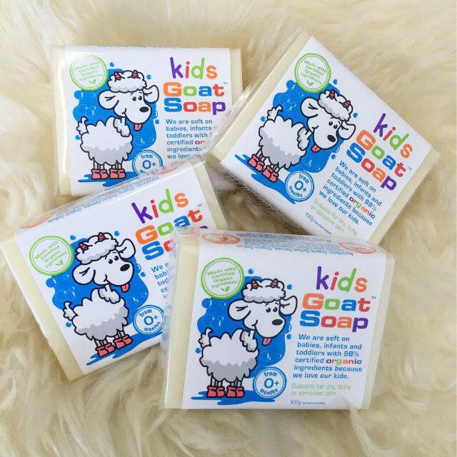 Xà Bông Tắm Sữa Dê hữu cơ KIDS GOAT SOAP 100g dành cho bé giúp da mềm mại, dưỡng ẩm