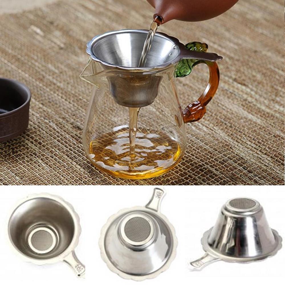 Sử dụng Đồ lọc trà bằng thép không gỉ có quai cầm tiện lợi kích thước 7.5x4mm