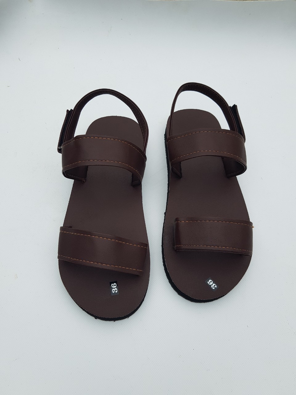 deps sandal ( đế nâu quai cùng màu ) size từ 35 nữ đến 40 nữ size khác ib chọn thêm