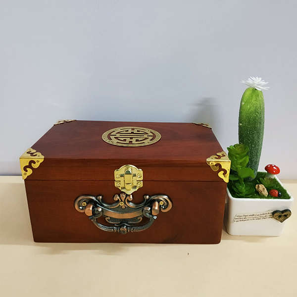 Hộp đựng trang sức - hộp đựng con dấu gỗ hương quai đồng chữ thọ 19cm