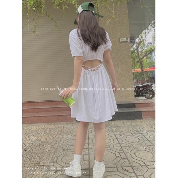 Váy đũi trắng cổ đức hở lưng 500