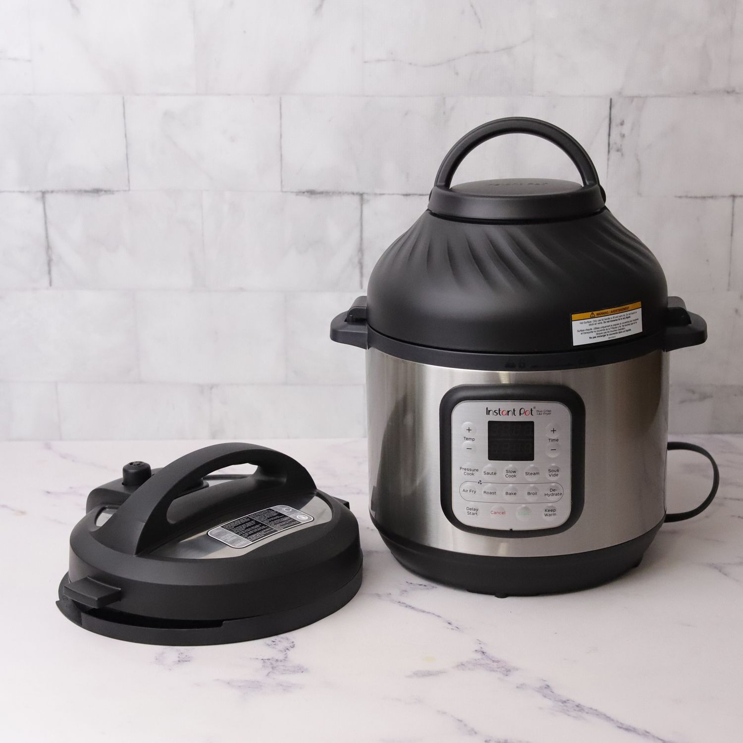 NỒI ÁP SUẤT ĐA NĂNG KẾT HỢP CHIÊN KHÔNG DẦU INSTANT POT DUO CRISP 11 IN 1 (6 QUART - 5,7L) Hàng chính hãng