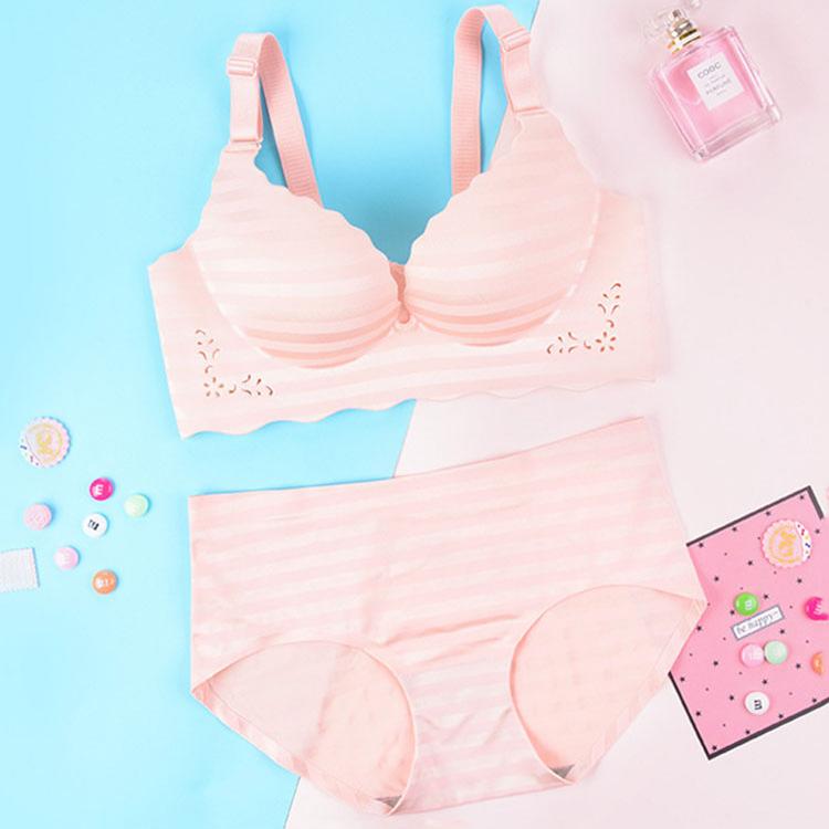 Bộ Quần Áo Lót Nữ Thời Trang