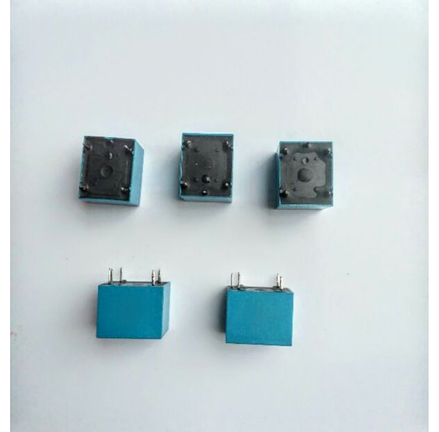COMBO 5 CON LINH KIỆN ROLE 5 CHÂN 12V ĐÓNG NGẮT CHO CÁC THIẾT BỊ ĐIỆN TIỆN DỤNG HÀNG LOẠI TỐT CHUẨN