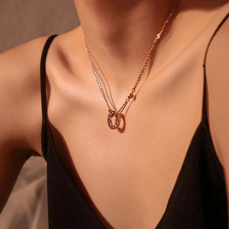 Dây chuyền nữ titan thời trang mặt hình tròn thép không gỉ trangsucpt có 3 màu sắc DCNUT07