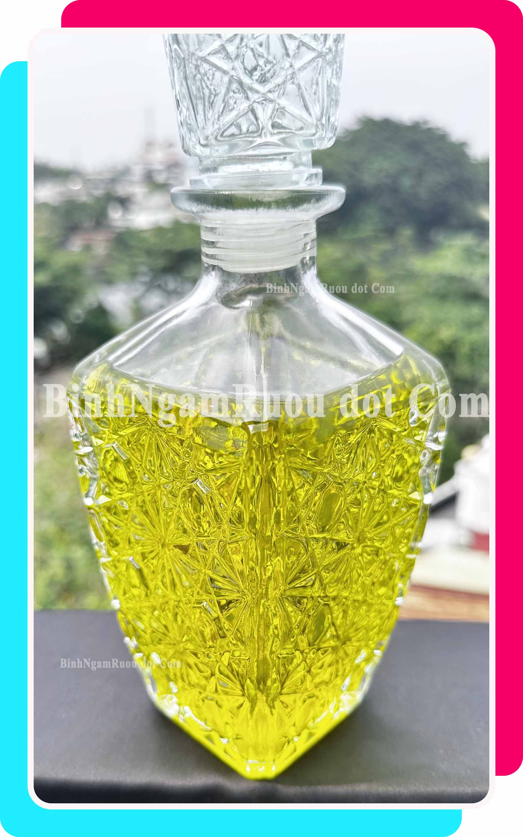 C52 Chai Đựng Rượu Thủy Tinh Dáng Chai Vuông Hoa Văn Nắp Thủy Tinh Sang Trọng - Cao Cấp 800ml - Đẹp Cao Cấp - Nắp Kín Thủy Tinh Trong - Quà Biếu Sang Trọng