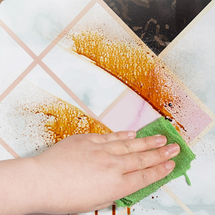 Combo 3 mét giấy dán bếp, decal dán bếp tráng nhôm THỎ CÀ RỐT khổ 60cm có keo sẵn