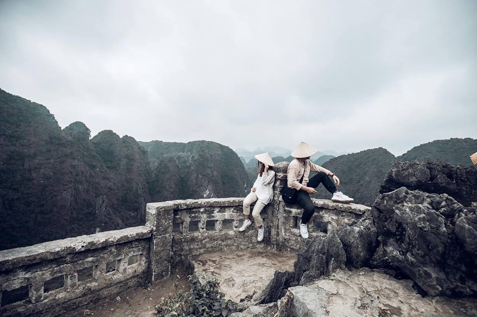 Tour ghép trọn gói 1 ngày Hang Múa - Tràng An