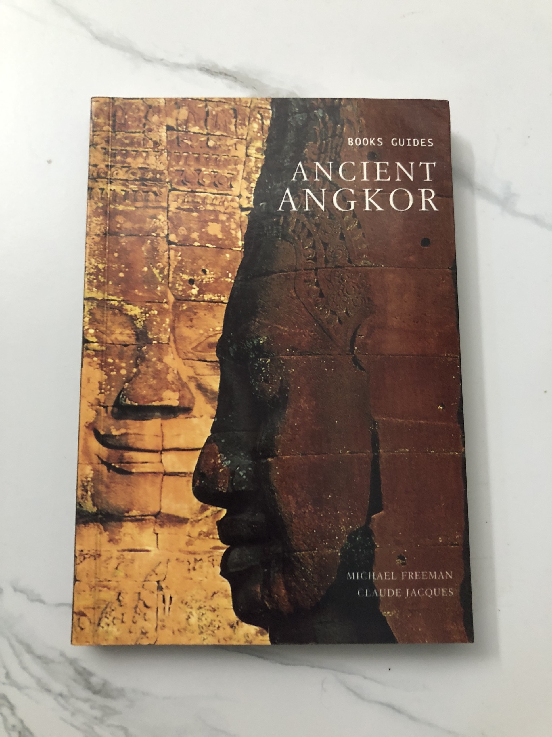 ANCIENT ANGKOR - ANGKOR CỔ ĐẠI - SÁCH IN MÀU TOÀN BỘ
