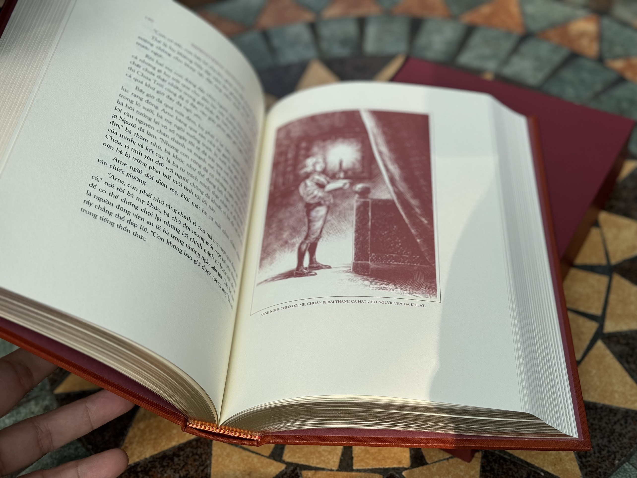 (Trăm năm Nobel) (Limited Edition 1200 bản đánh số) (bìa cứng Heritage Library Buckram, mạ cạnh nhũ vàng, giấy 100 gsm) BÍ MẬT CỦA SYNNØVE, CHUYỆN TÌNH CHÀNG ARNE, CẬU TRAI VUI VẺ - Bjørnstjerne Bjørnson - Đông A