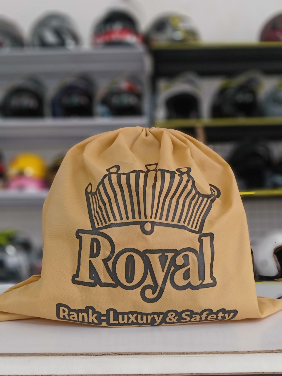 Túi vải dây rút Royal đựng mũ bảo hiểm màu vàng năng động