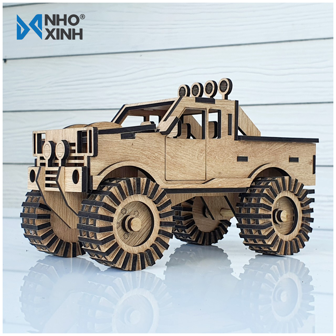 Mô hình gỗ xe Hummer - xế khủng địa hình, Nhãn hiệu Nhỏ &amp; Xinh, xuất xứ Việt Nam, trang trí không gian làm việc, không gian giải trí, thích hợp làm quà tặng, quà lưu niệm cho bạn bè và trẻ em