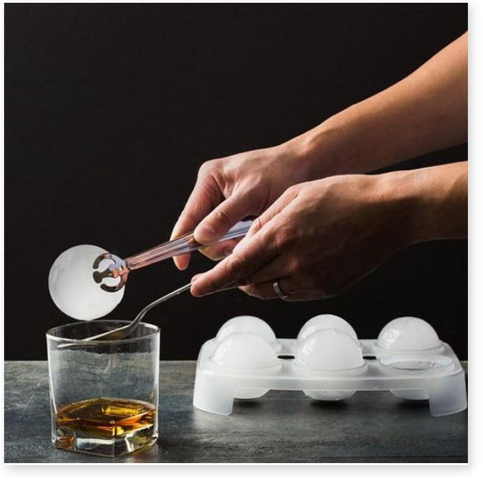 KHAY LÀM ĐÁ TRÒN WHISKEY ICE BALL - Gia Dụng SG