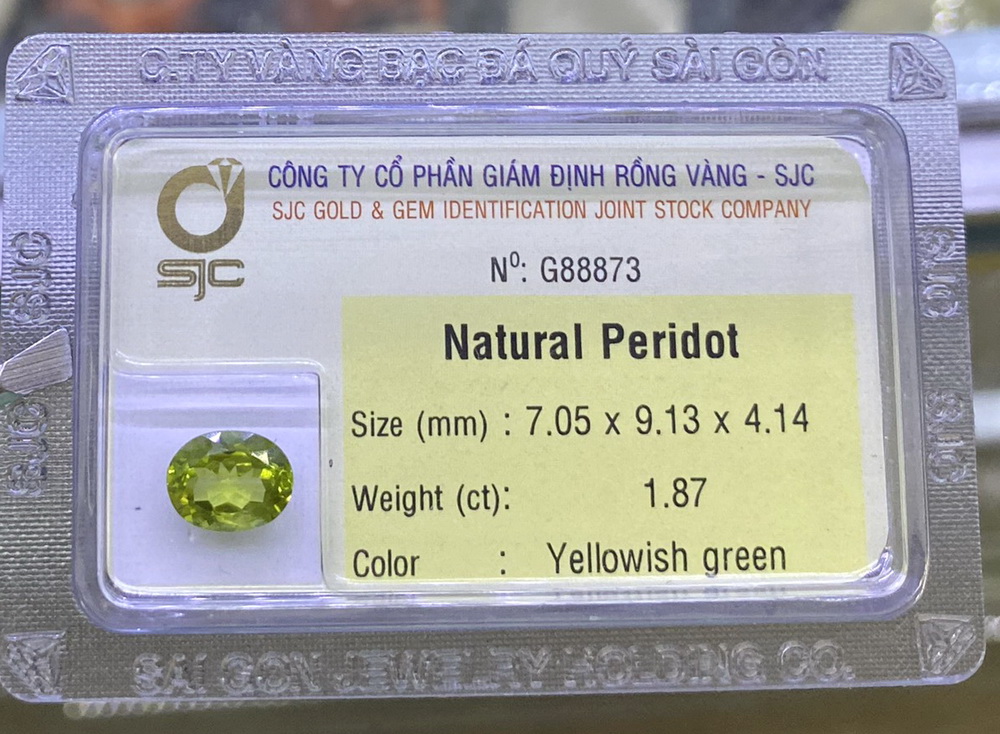 Viên Đá Peridot Ngọc Olivin Thiên Nhiên Loại Lớn Mài Giác Tròn Kiểm Định