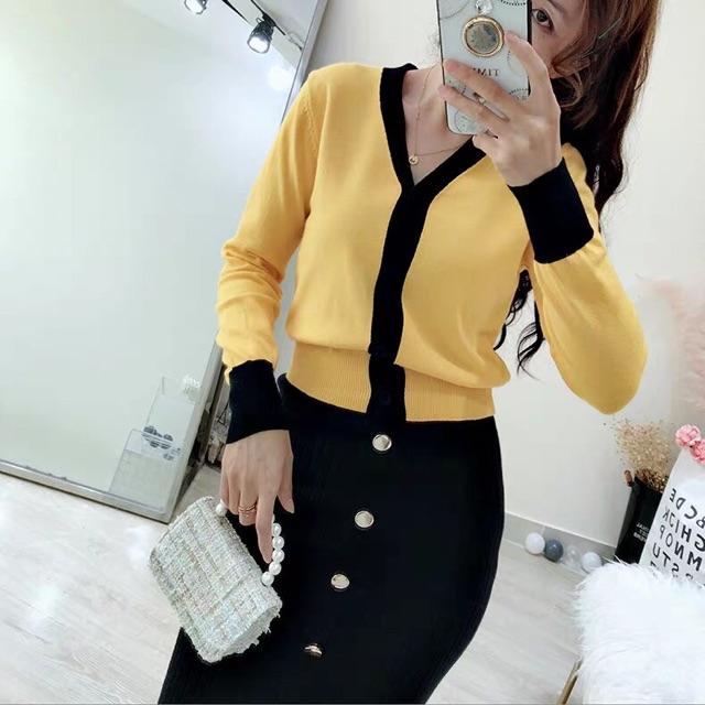 Áo len cadigan phối viền cúc