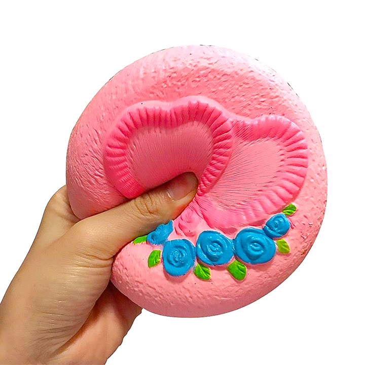 Squishy bánh kem trái tim 12,5cm, squishy chậm tăng mùi thơm dịu nhẹ, đồ chơi cho bé trai và bé gái