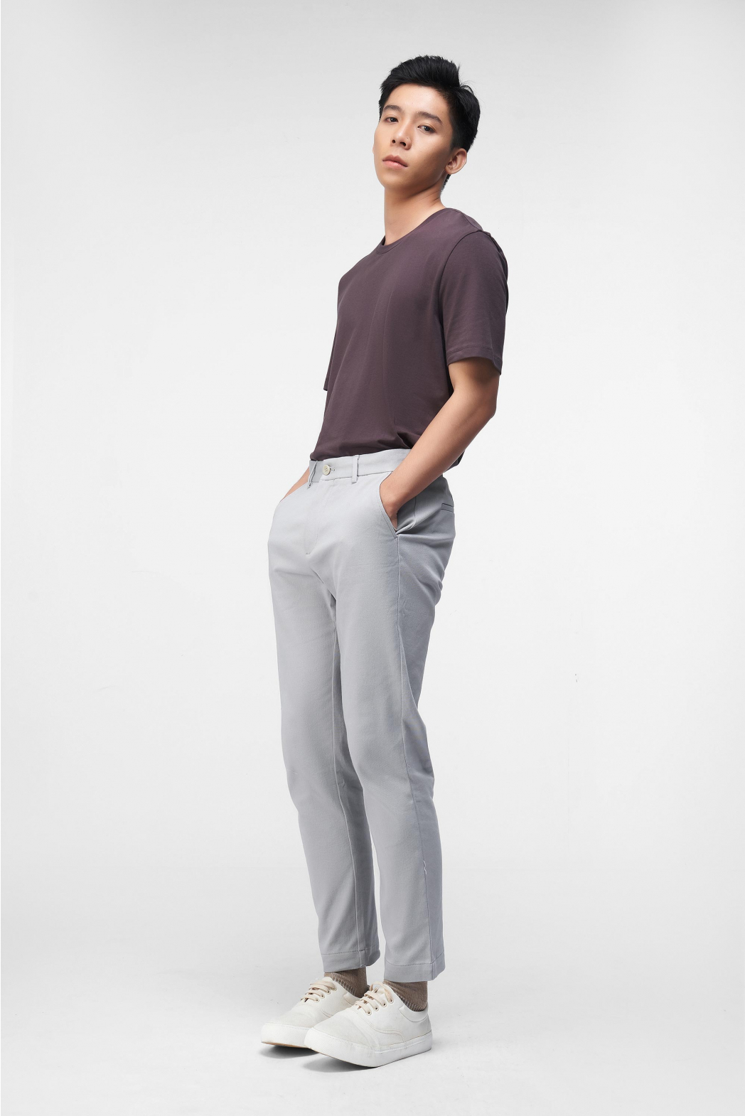 QUẦN KAKI NAM ROUTINE màu XÁM form slim crop chất vải kaki cotton cao cấp có độ co giãn nhẹ - 10F21PCA002CR1 | LASTORE MENSWEAR