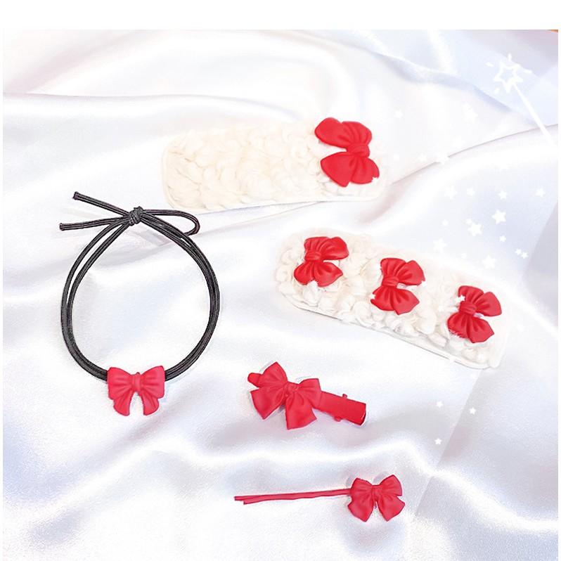 Cột kẹp nơ đỏ nhỏ xinh Hàn Quốc Tatitava