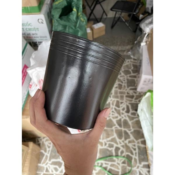 Chậu nhựa đen C7 dày đầy đặn dùng trồng cây