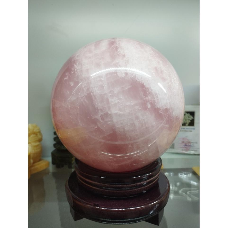 Quả Cầu, Bi Cầu Phong Thuỷ Đá Thach Anh Hồng Có Tặng Kèm Đế - Khối lượng 5.8 kg