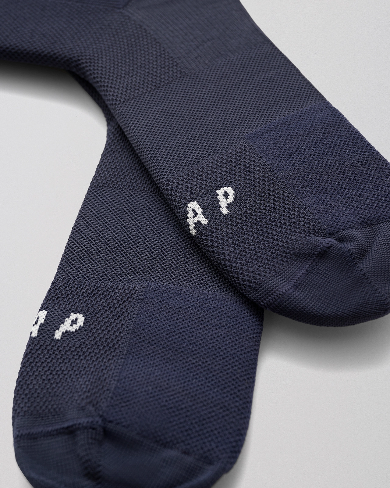 Vớ Thể Thao Đạp Xe/ Chạy Bộ MAAP Division Sock