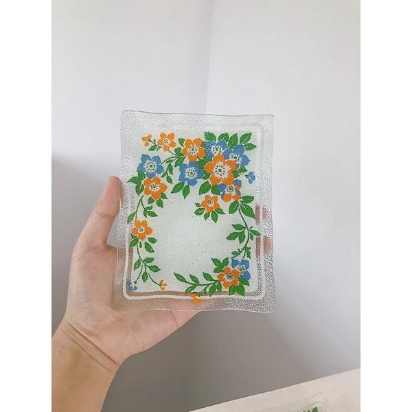 Dĩa thuỷ tinh chữ nhật hoạ tiết hoa