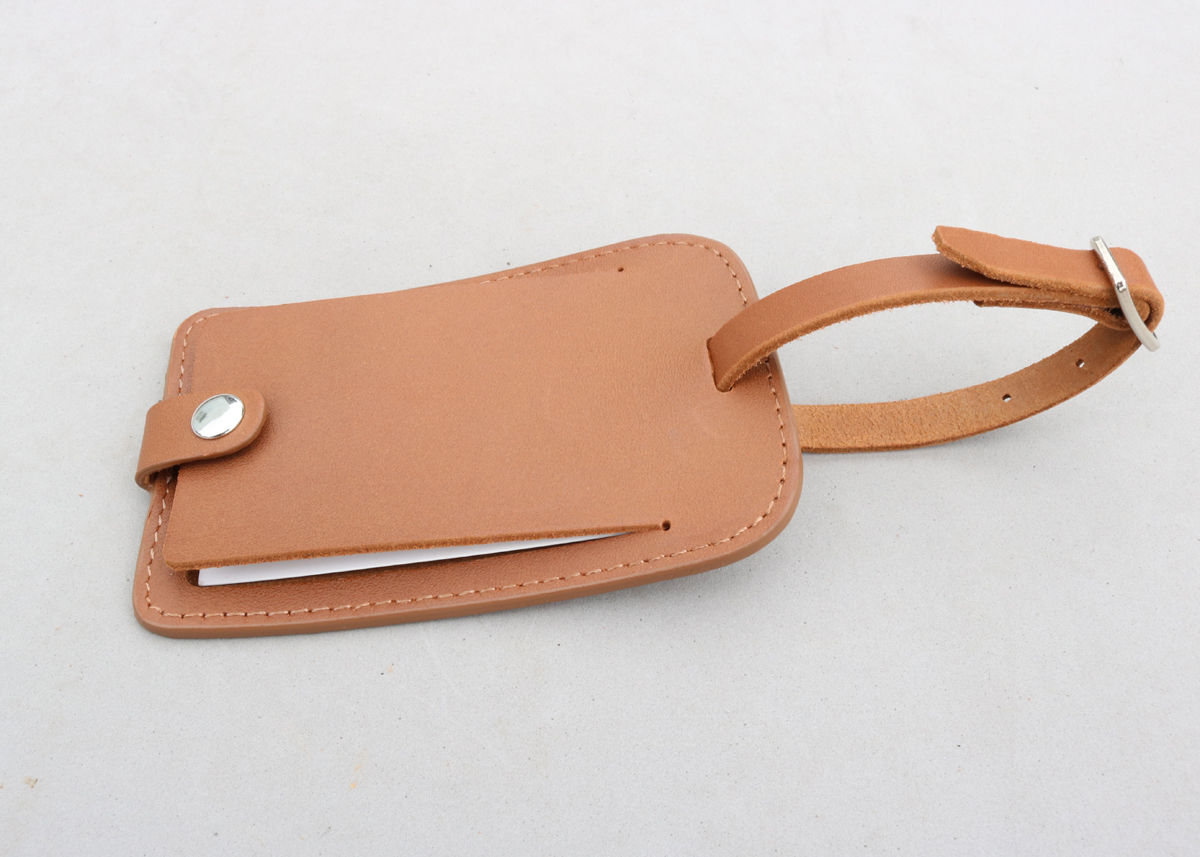 Thẻ Treo Hành Lí/ Luggage Tag Da Bò Có Dây Gài Có Nút Bóp GIPSY