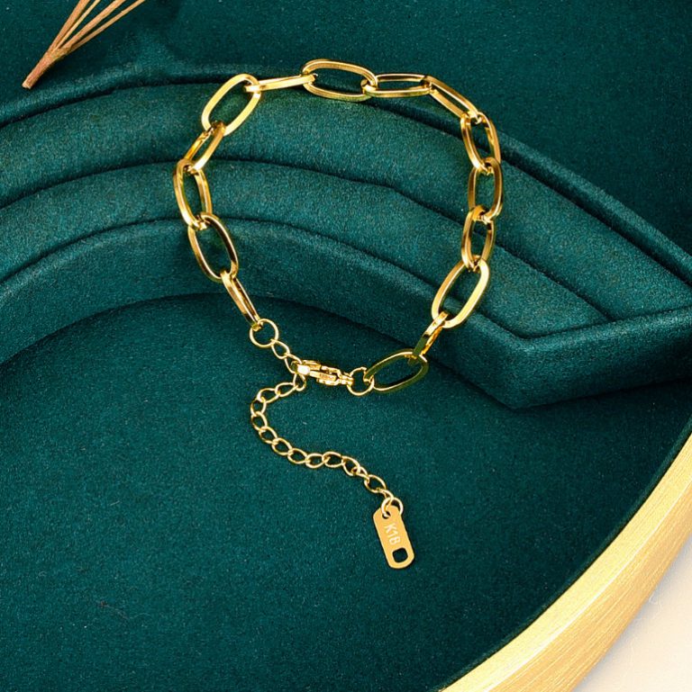 Lắc Tay Dây Xích Titan Ko Đen TT 4386