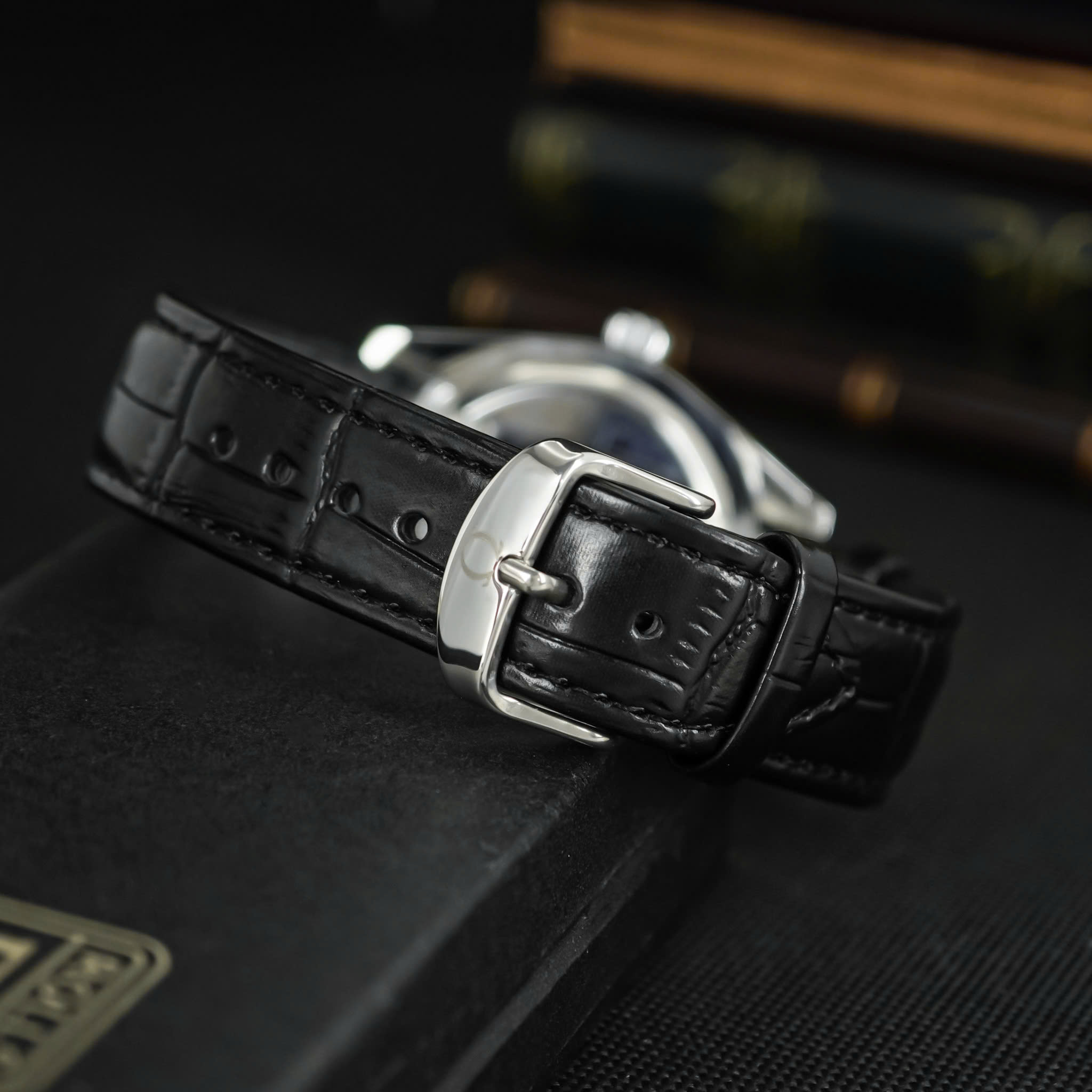 Đồng hồ đeo tay nữ OMEGA B403 MÁY PIN Hàng chính hãng