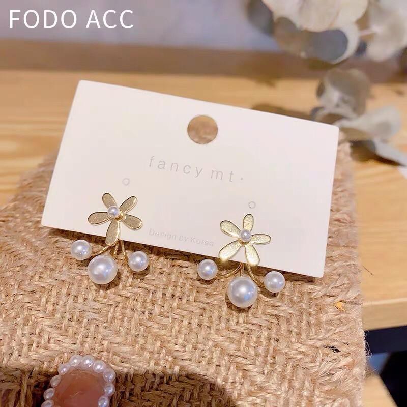 Khuyên tai ngọc đeo được 2 kiểu