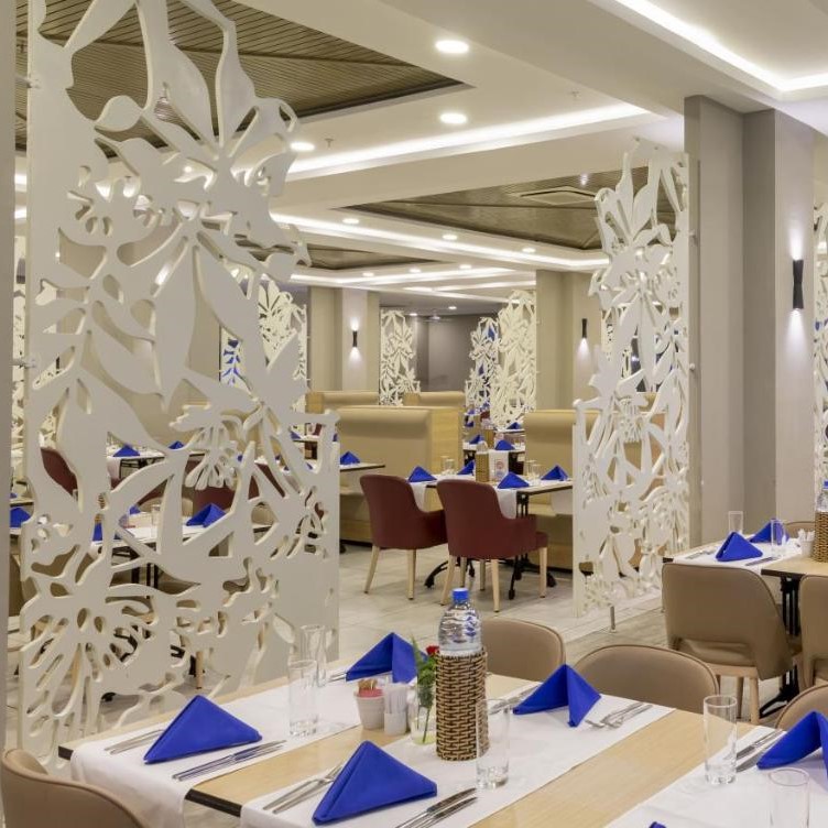 Swandor Cam Ranh Resort 5*. Bao Gồm Ăn Ba Bữa. Miễn Phí Mini Bar Dành Cho 02 Khách.