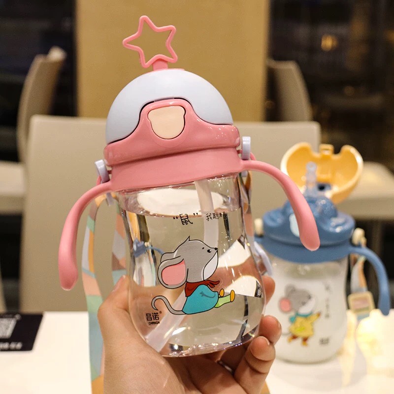 Bình Uống Nước Có Tay Câm Kèm Dây Đeo Cho Bé 280ml - TẶNG 1 KHẨU TRANG XÔ