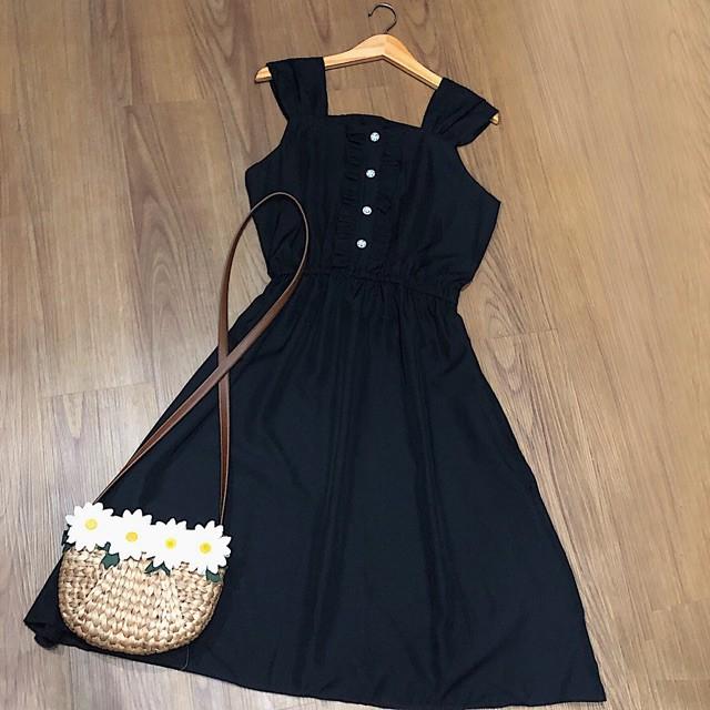 Đầm Suông Ngắn Đen Nhún Bèo