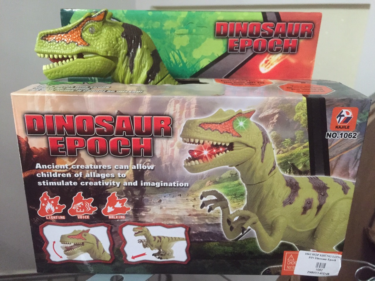 Khủng Long Bạo Chúa T-Rex Tự Di Chuyển Có Âm Thanh Ánh Sáng Mô Phỏng Chân Thật