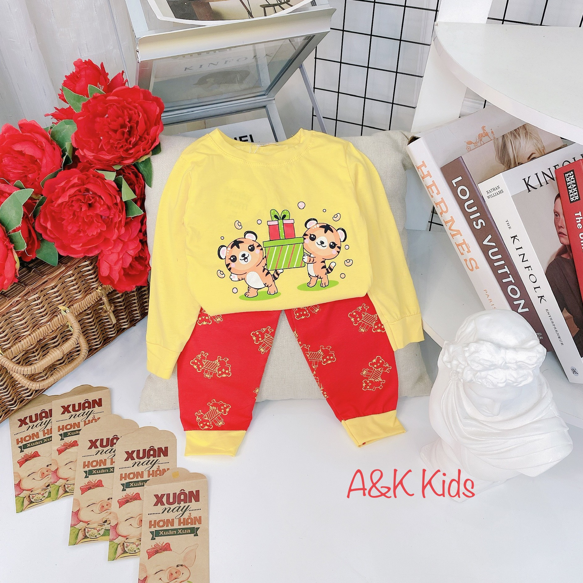 [HCM] FULL SIZE (từ 8-28kg) MINKY MOM Bộ cotton dài tay phối màu họa tiết TẾT 2022 cho bé trai bé gái