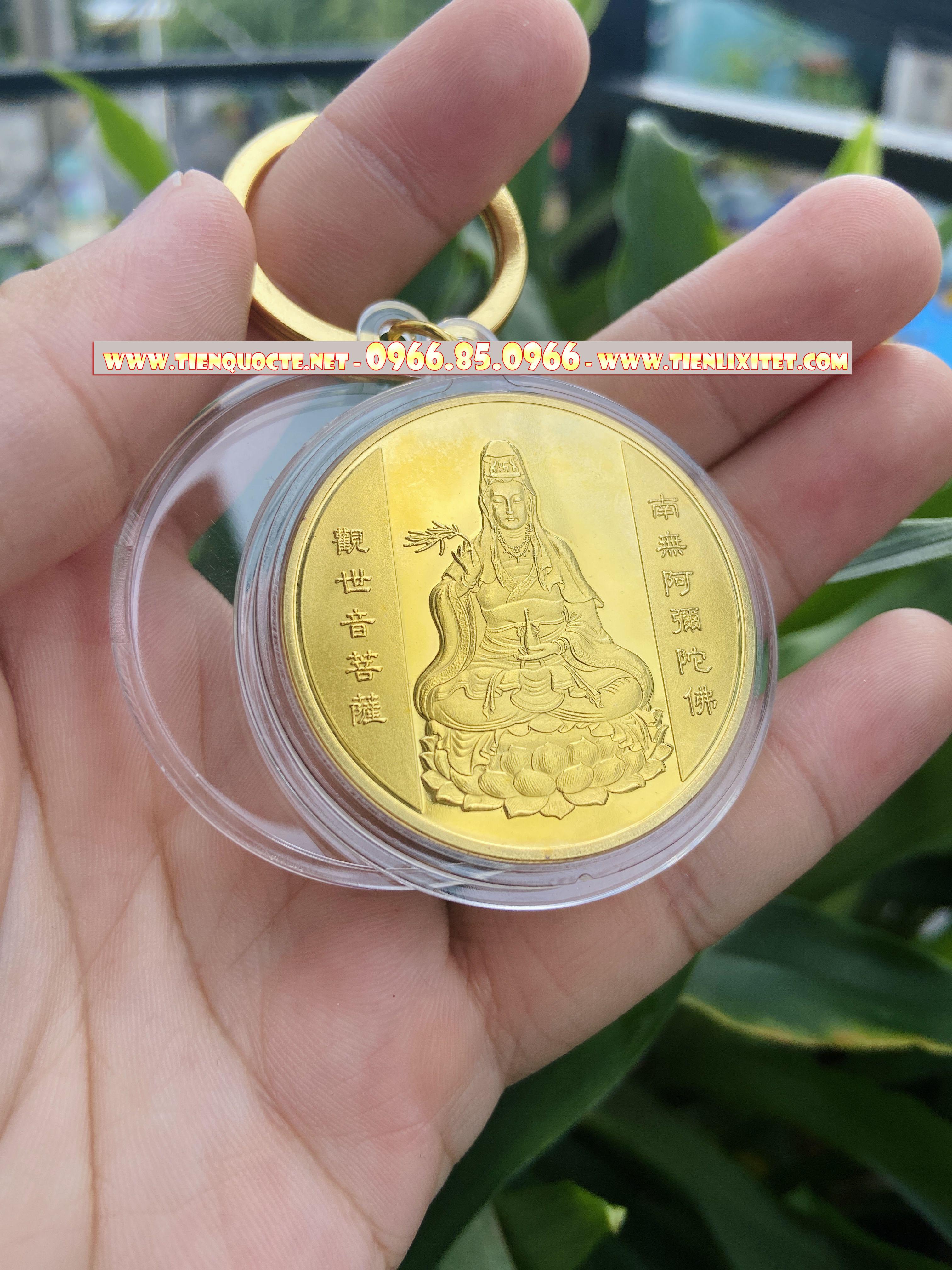 Quà tết lì xì 2023 Móc khóa Đồng Xu Hình Phật Quan Âm Mạ Vàng Kỷ Niệm QTLNC000066