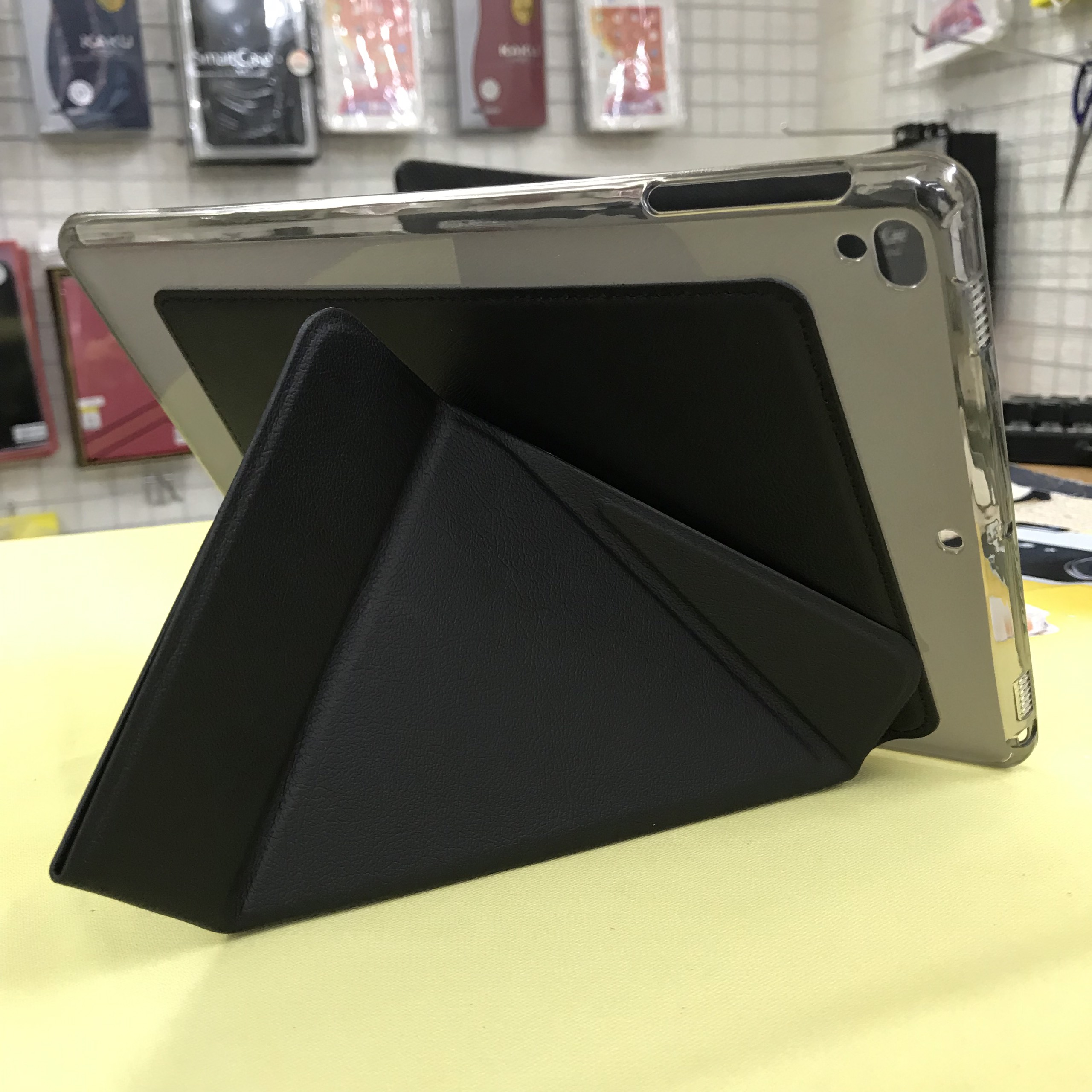 Bao Da Chính Hãng Onjess Dành Cho iPad 2/3/4 Lưng Silicon Chống Sốc, Gấp Chữ Y Dựng Đứng Và Ngang Tiện Lợi - Hàng Chính Hãng