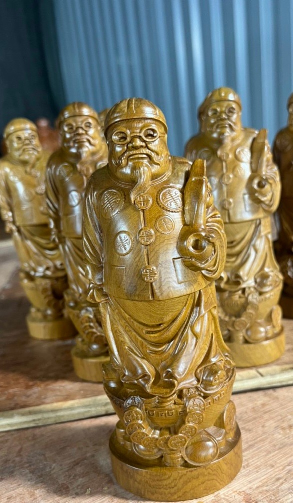 Tượng ông thương gia giàu có kt cao 20×9×9cm