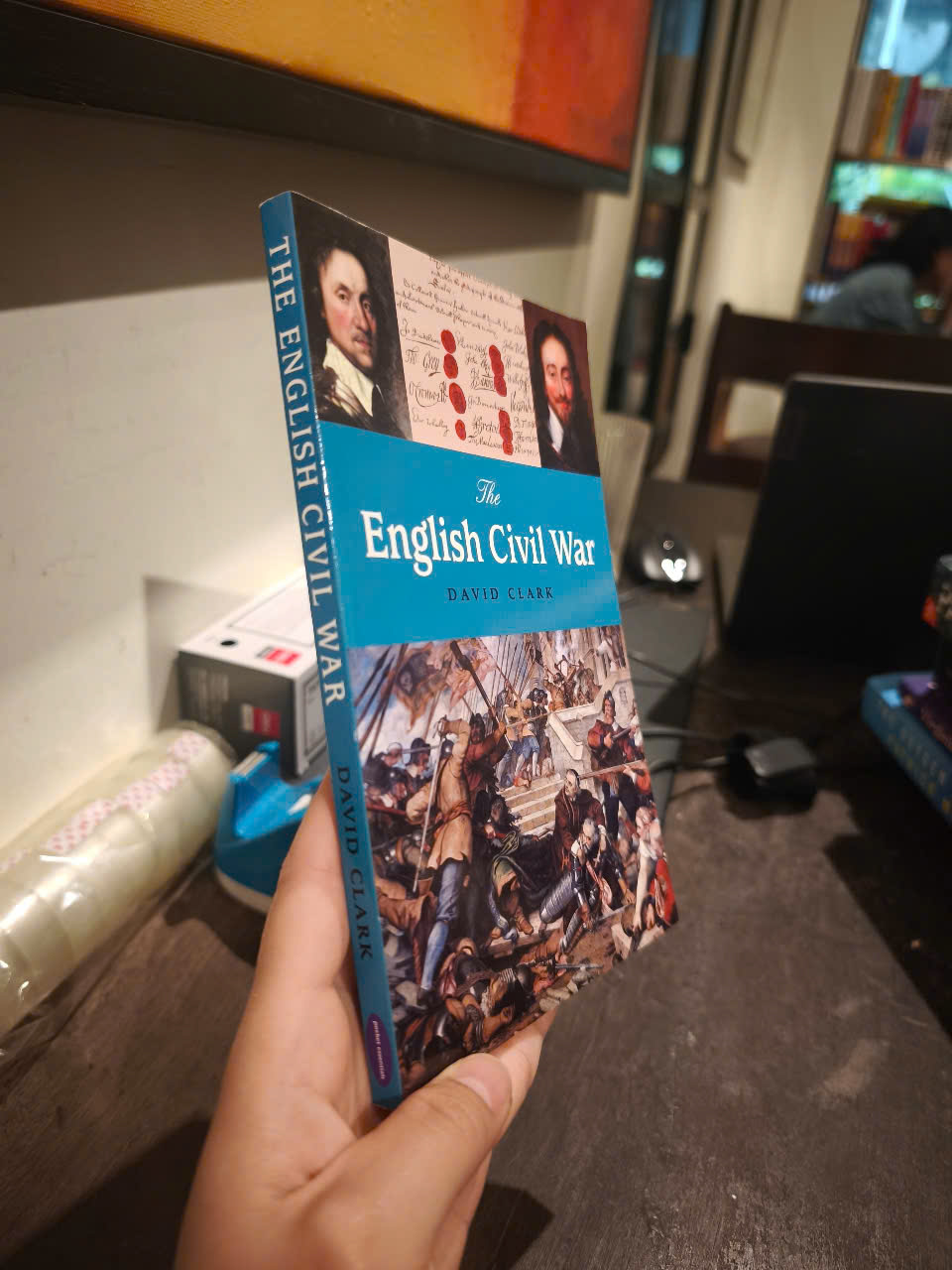 Sách - The English Civil War by David Clark - History / Nonfiction in English