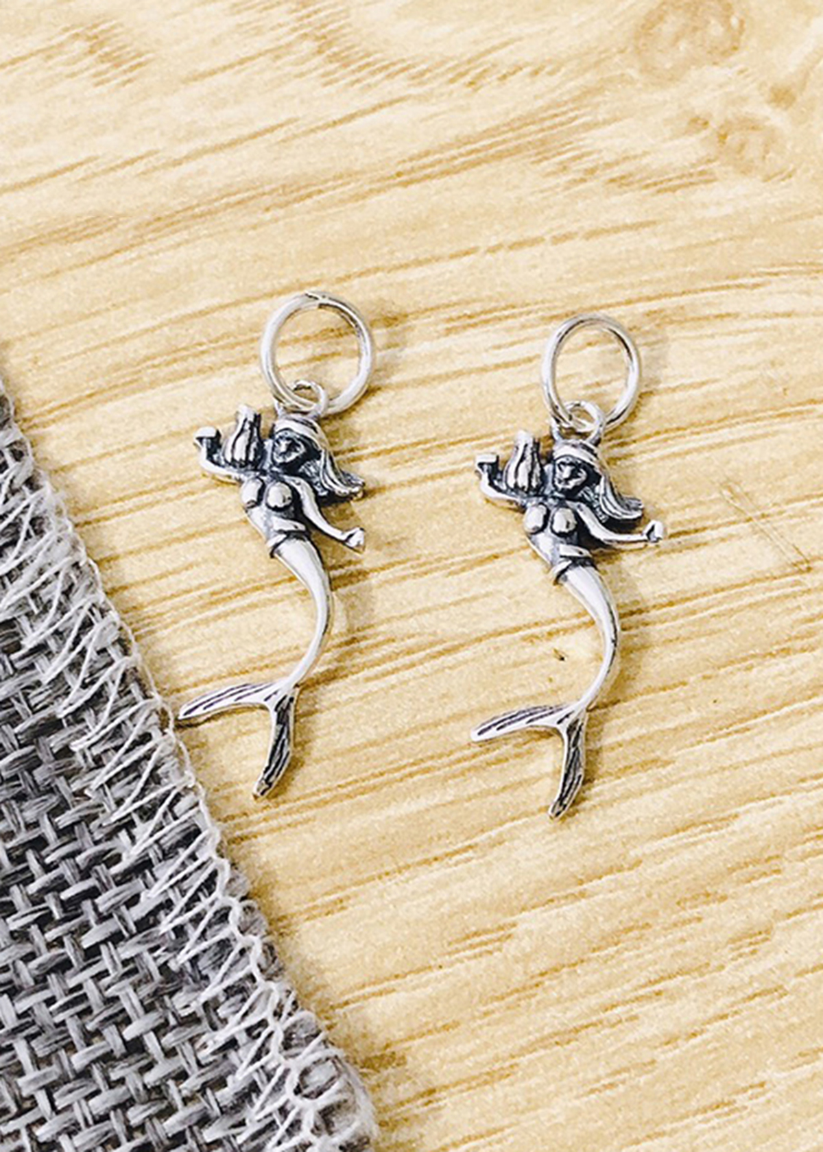 Combo 2 cái charm bạc hình nàng tiên cá treo - Ngọc Quý Gemstones