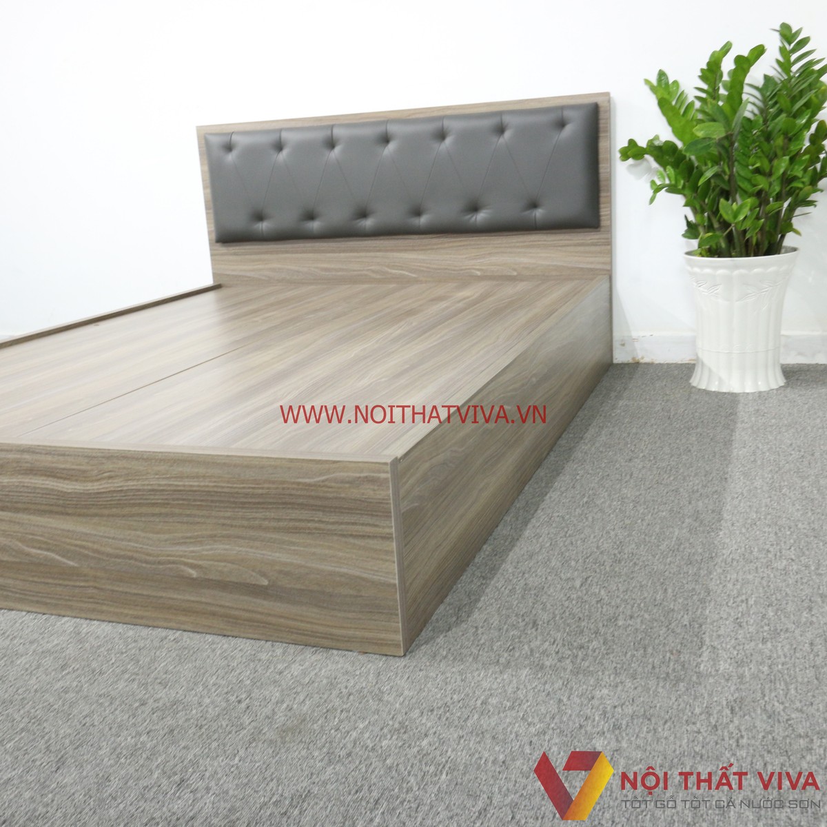 Giường Ngủ Gỗ MDF Melamine Màu Xám Vân Gỗ Có Đầu Nệm Đen Đẹp Giá Rẻ