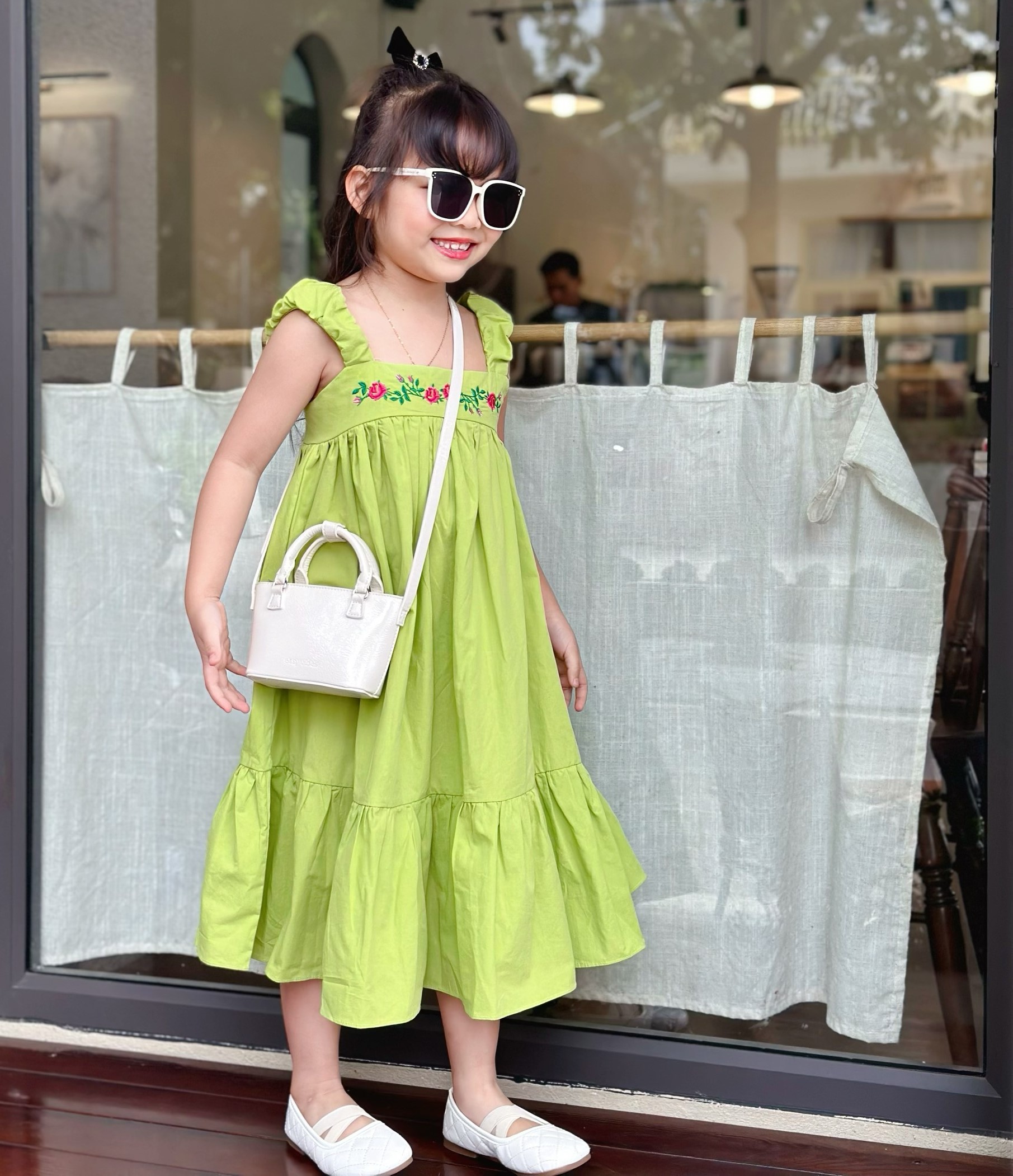 Váy đầm bé gái Xanh 2dây MS202137