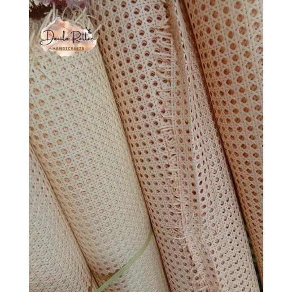 Mành lưới nhựa giả mây mắt cáo màu VÀNG, màu TRẮNG CÓ VÂN bọc cảnh cửa, cánh tủ, đầu giường