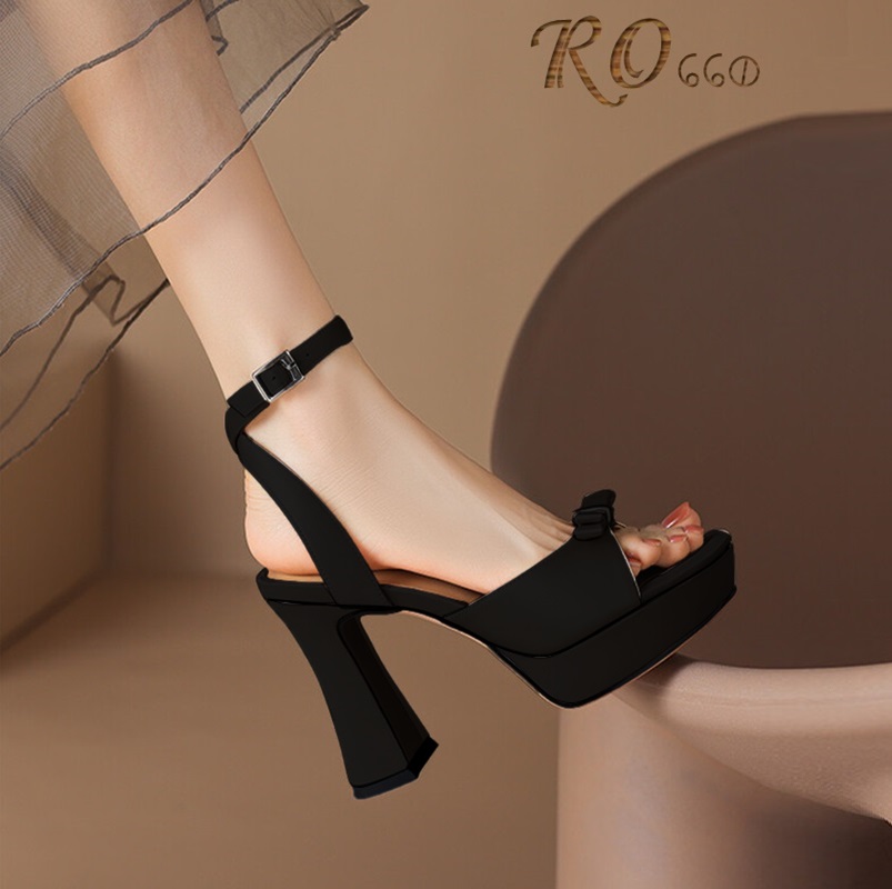 Sandal nữ quai ngang đính nơ, gót trụ ROSATA RO660 cao 8p - Be, Đen - BKSTORE