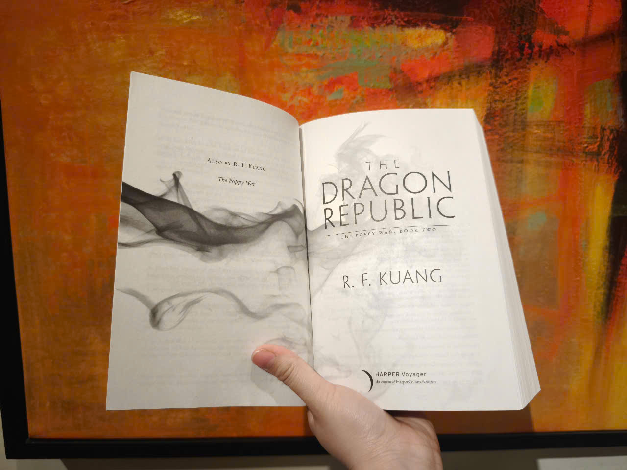Sách - The Dragon Republic (The Poppy War, 2) by R. F Kuang/Best Science Fiction &amp; Fantasy/Paperback US/Ngoại văn chính hãng