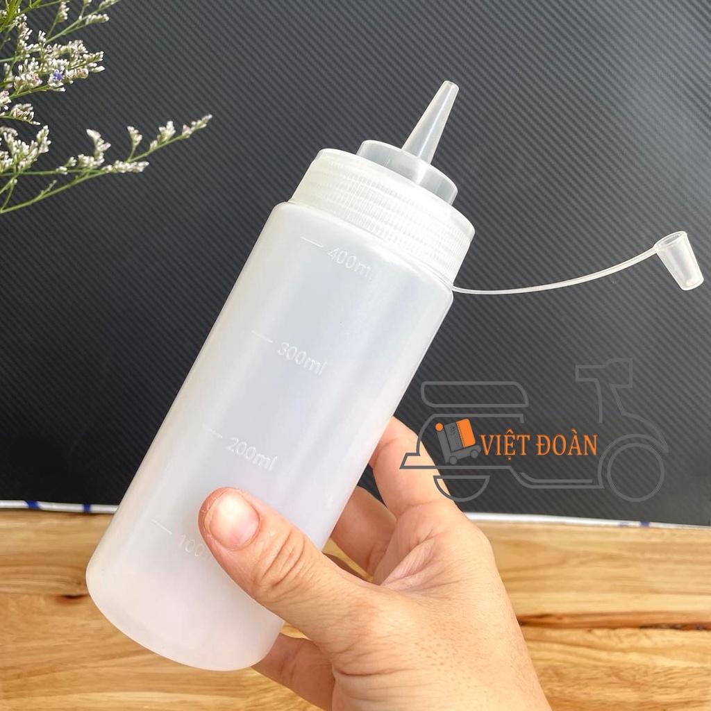 Bình chai đựng sốt - đựng tương- nước đường - sữa đặc . Nhựa dày , vạch ml in chìm rõ nét -400ml, 600ml, 900ml
