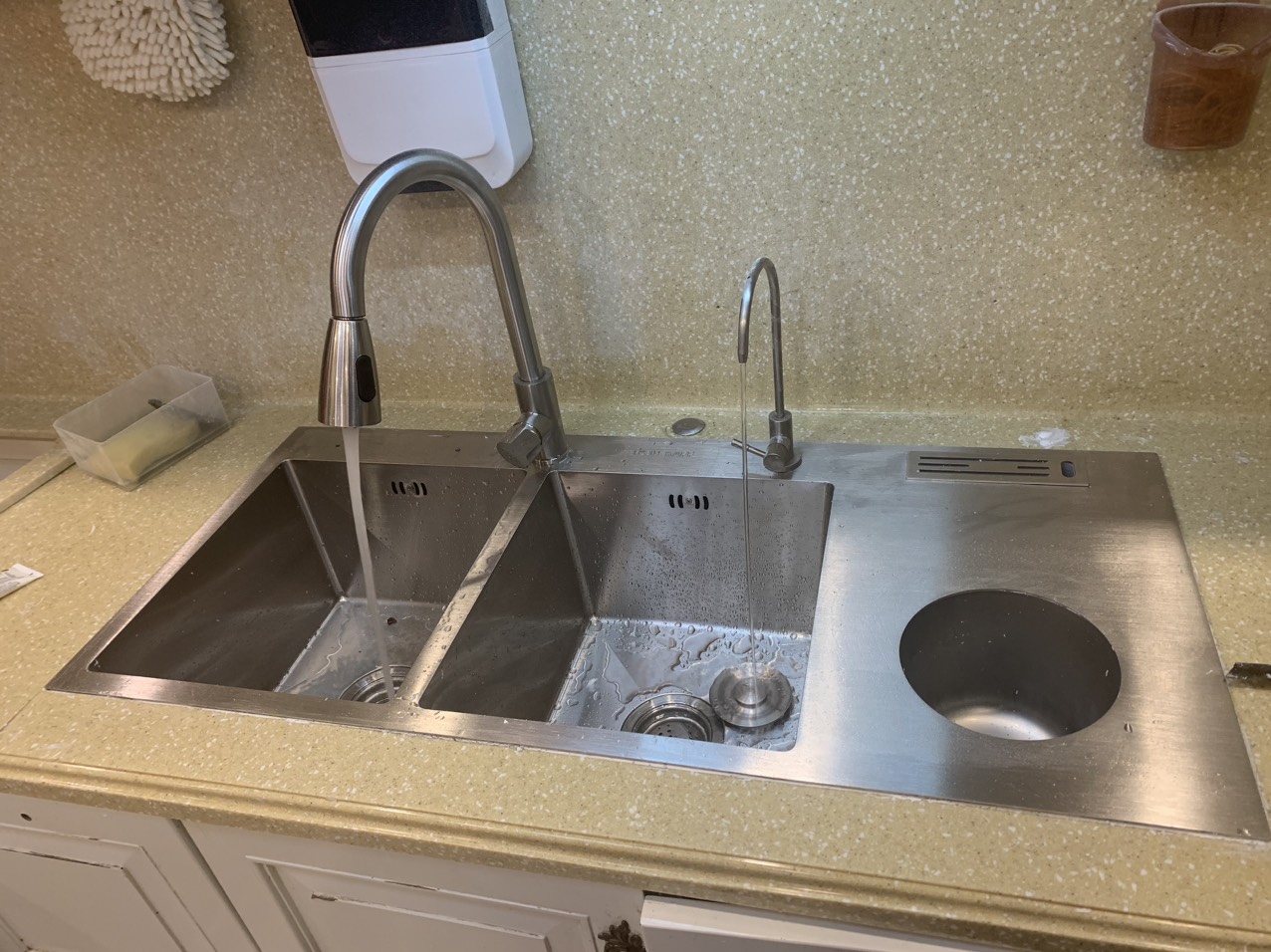 CHẬU RỬA INOX KAFF KF-HM10048. Hàng Chính Hãng