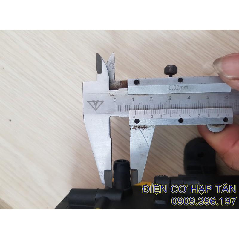 MÁY BƠM TĂNG ÁP -12V LƯU LƯỢNG 5L/phút -ứng dụng làm bộ rửa xe phun sương tưới cây tưới lan..