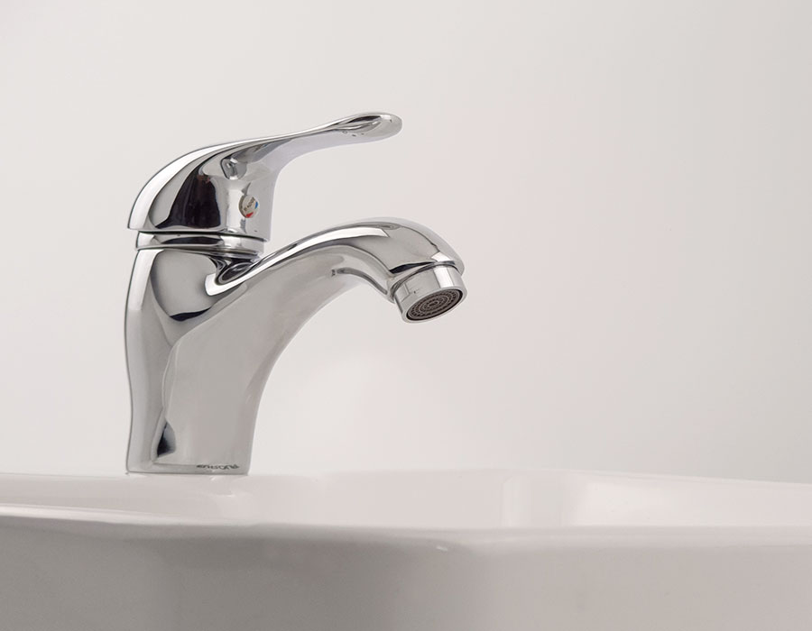 Vòi lavabo lạnh Eurolife EL-117 (Trắng bạc)