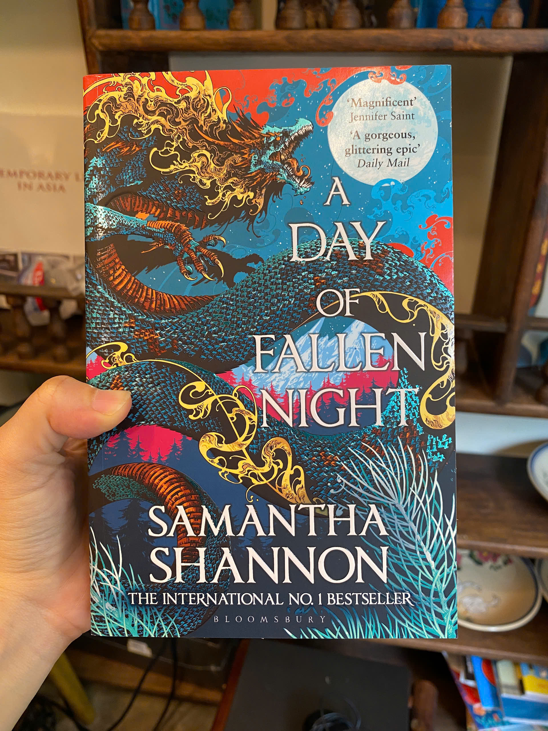 Sách - A Day of Fallen Night (International Bestselling Series) by Samantha Shannon | Fantasy Book